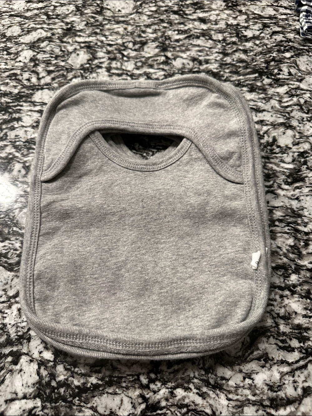 NEW NEVER USED Burt’s Bees Bibs